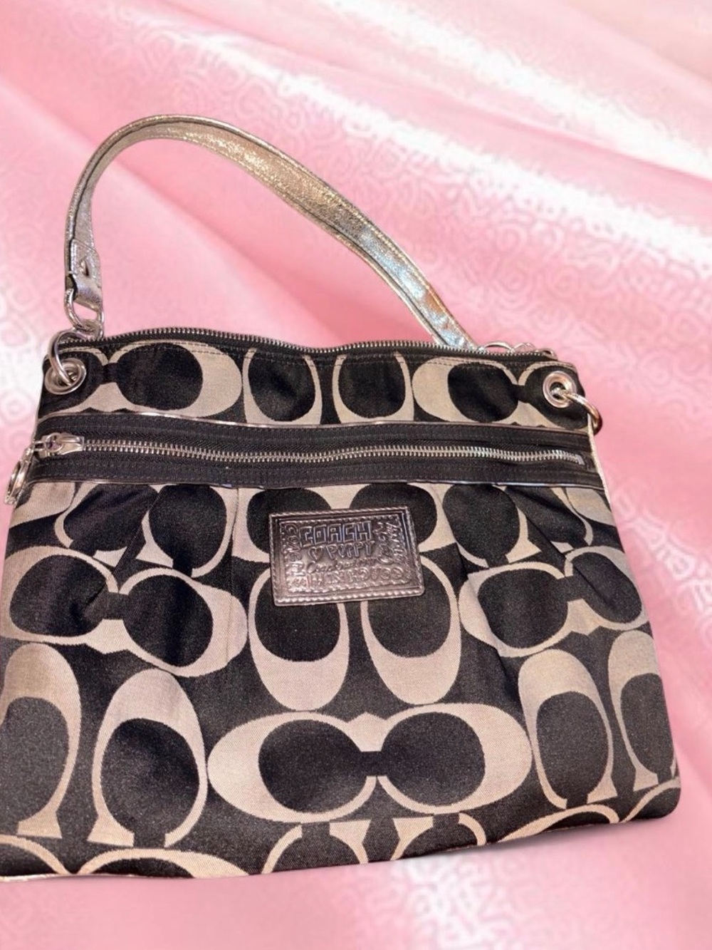 Coach Signature Black and Grey Shoulder Bag